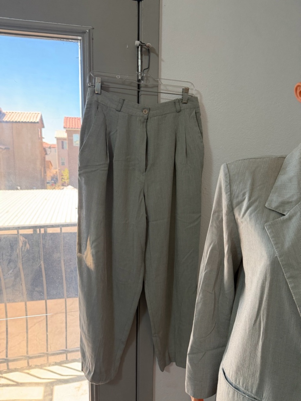 Vintage Toni Garment Company Sage Green Suit Set Blazer & Pants Size 10 - Picture 10 of 11